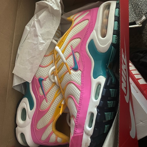 COPY - Nike air max plus - Picture 1 of 3